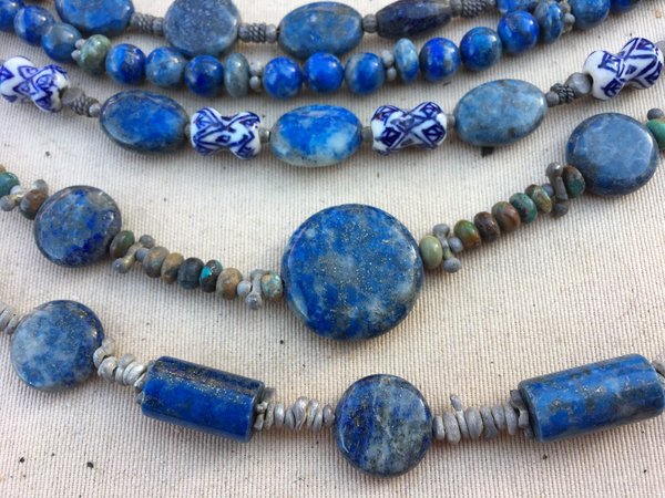 Pourquoi offrir un collier en pierres naturelles ?