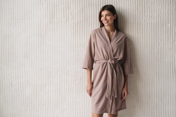 Le marché des robes de chambre de luxe pour femme